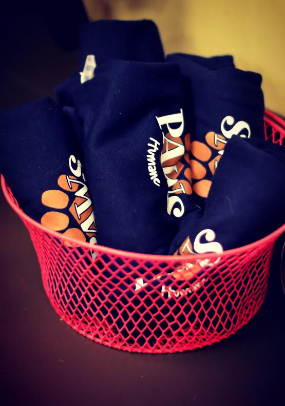 dark blue Paws t-shirts
